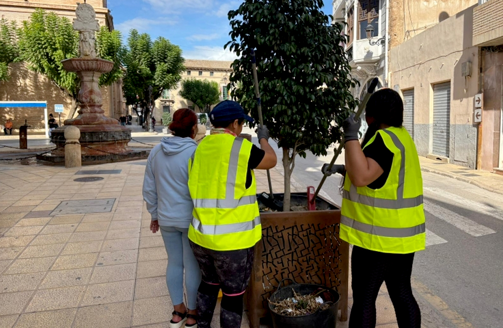 78 peones agrcolas trabajarn en varios caminos y parajes de Totana en el marco de los Consejos Comarcales